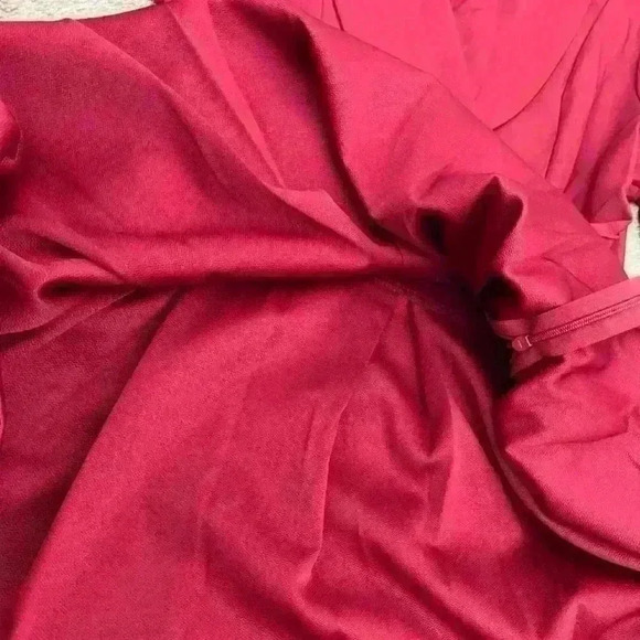 Vintage red dress with belt size s - Picture 5 of 14